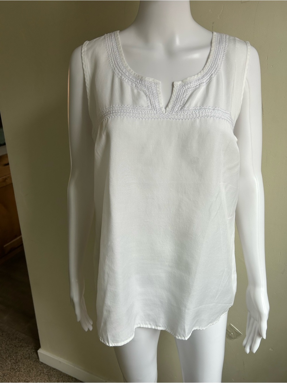 ▶️ NWT Eddie Bauer White Sleeveless Tank Top M Tencel Lyocell Summer Blouse